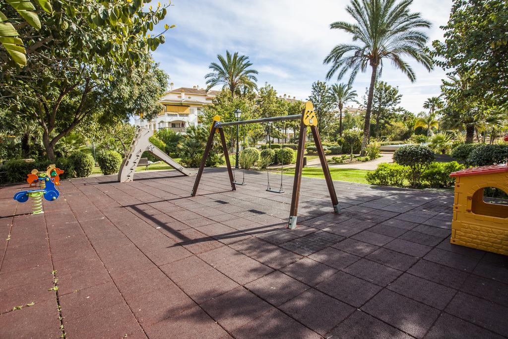 Dama De Noche Playground Apartment Marbella Exterior foto